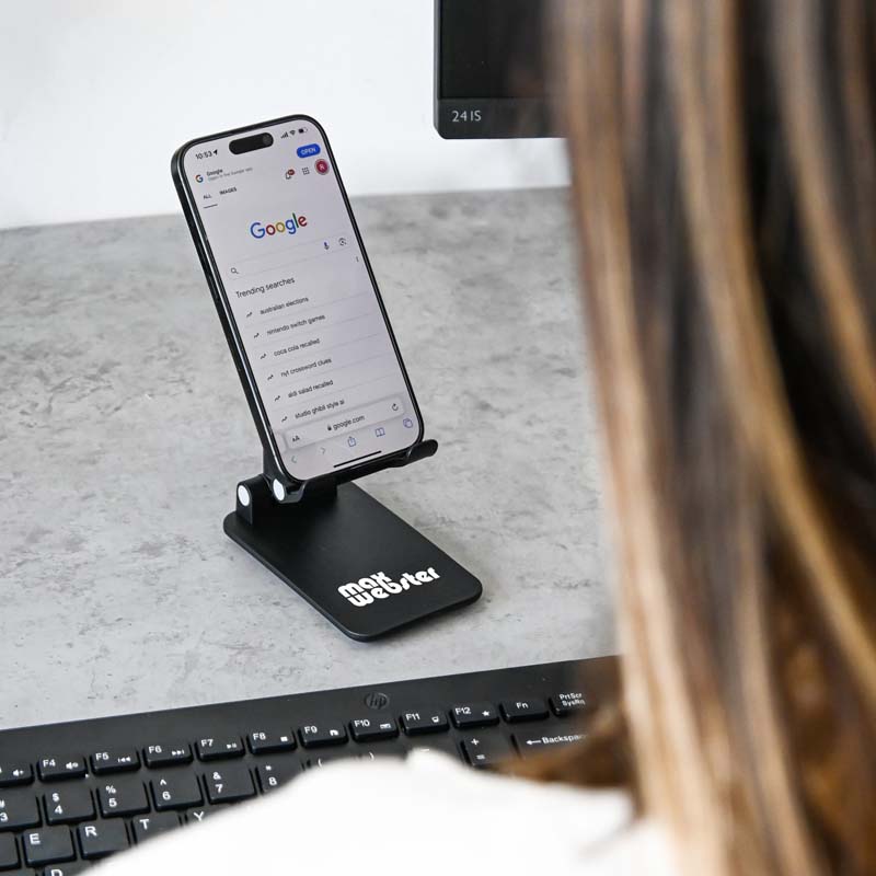 Folding Desktop Mobile Phone Tablet Stand image2
