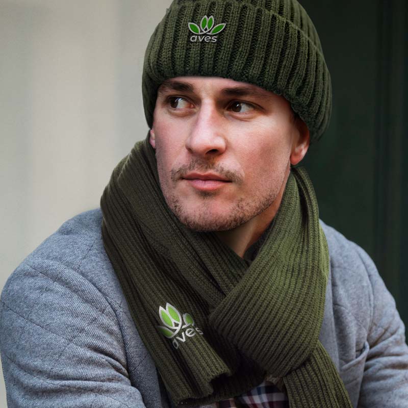 Denali Scarf and Beanie Set image5