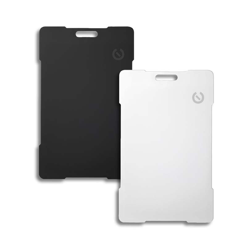 Carbon Bluetooth Tracker